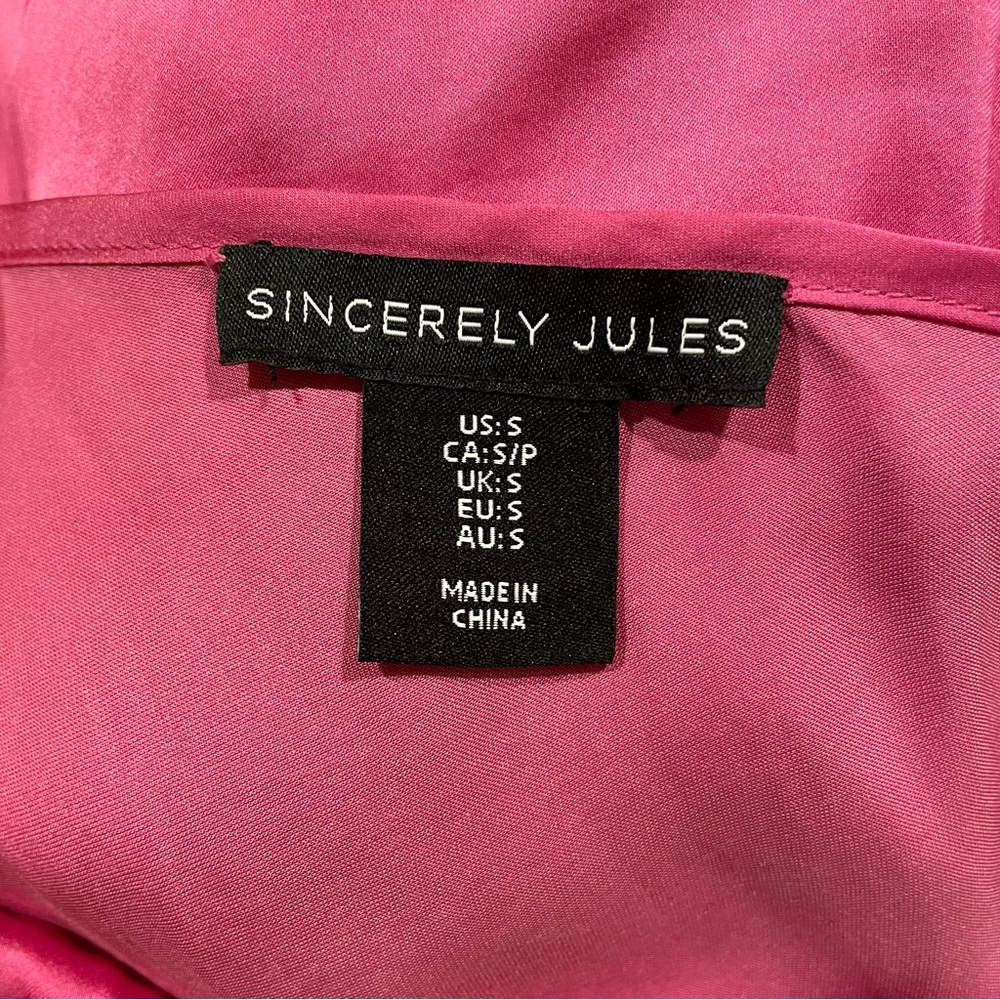 ❄️ 5/$25 Sincerely Jules Satin Pink Top Small - Picture 7 of 8